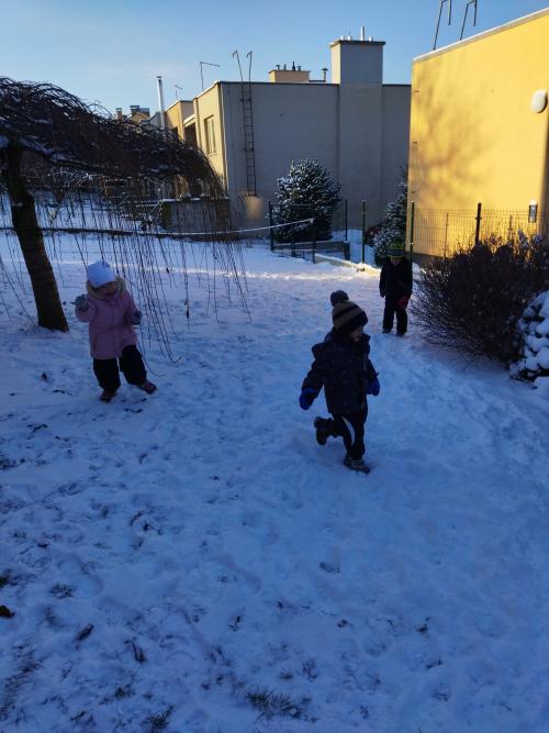 HURÁ SNÍH!!!! MEDVÍDKOVÉ